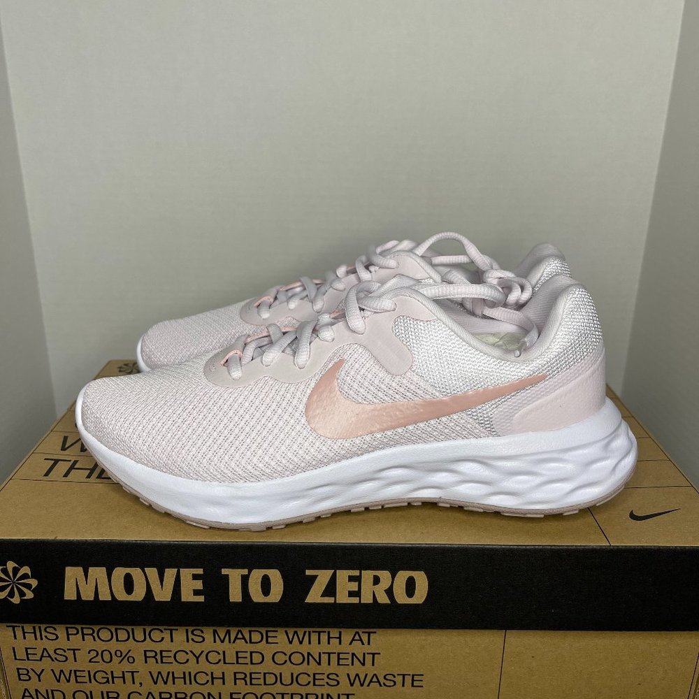 NIKE WOMEN'S REVOLUTION 6 NN (DC3729 500) LIGHT VIOLET/CHAMPAGNE WHITE SIZE 10